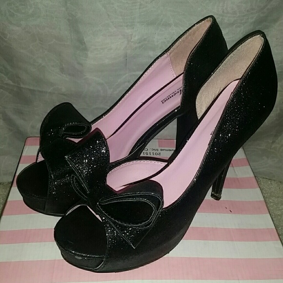 Leg Avenue Shoes - Open Toe Glitter Stilletos